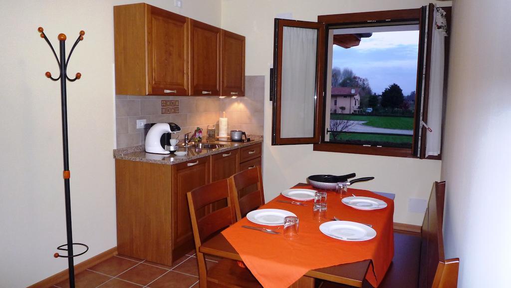 Agriturismo Ai Laghi Pocenia Pokoj fotografie